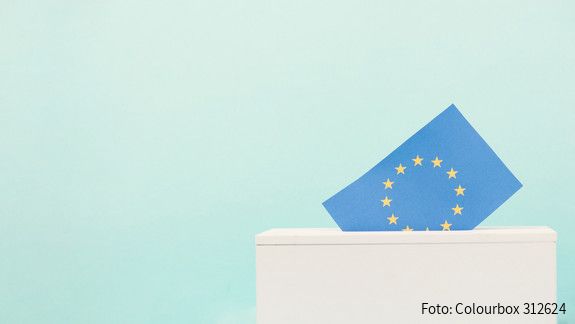 eu, election, ballot box, european, union, voting, parliament, flag, citizens, europe, box, population, stars, blue, yellow, vote, postal, country, politics, electing, euro, people, human rights, ballot, activity, government, immigration, referendum, envelope, protest, riot, law, decision, choice, communication, group, social, migration, border, political, liberty, freedom, diplomacy, rights, member, politic, passport, community, equity
